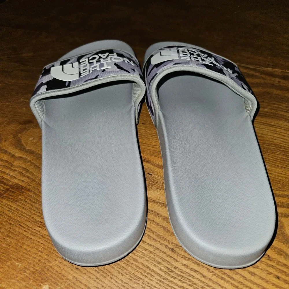 The North Face Base Camp III Grey Camo Men's Slides Sandals Size 11 NF0A4T2R